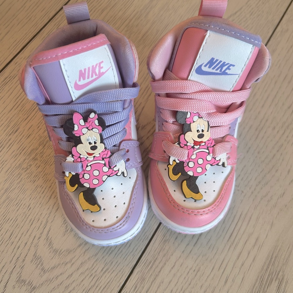 Toddler Pink Purple Nike shoes Minnie Mouse